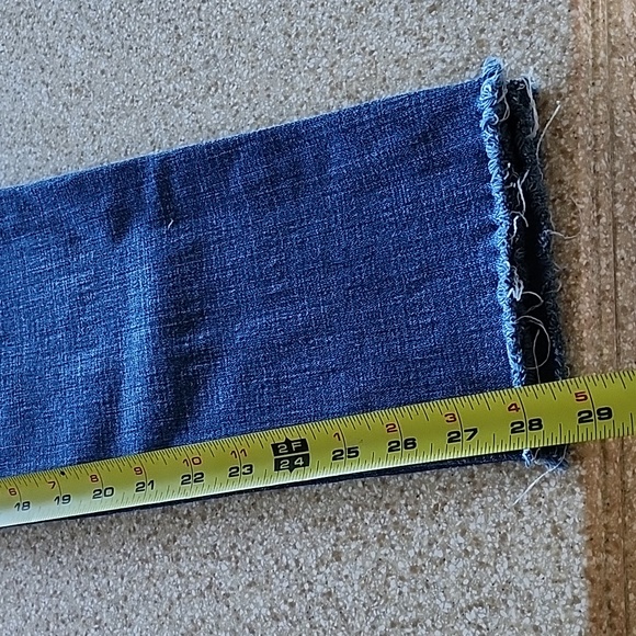 Women's Levi's 311 Shaping Skinny Rough Hem Size 32 - Picture 11 of 11